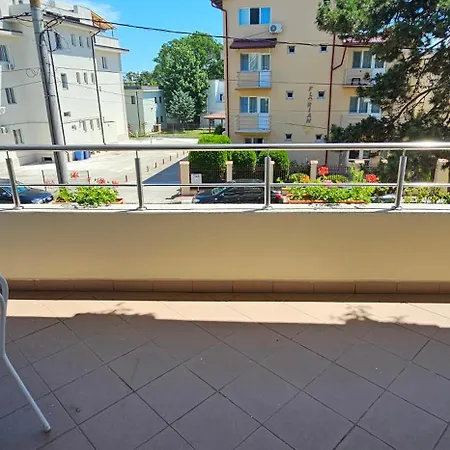 מלון Casa Belu 3*