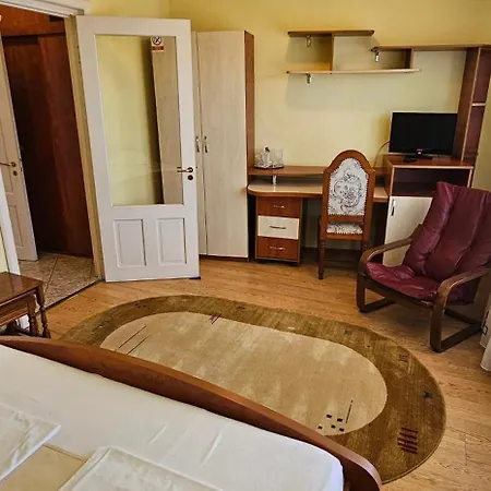 Casa Belu 3*