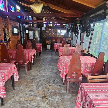 מלון Casa Belu